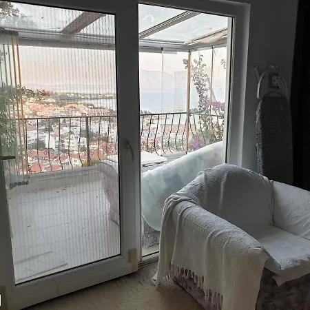 Large Duplex Apartment With Amazing Sea View *